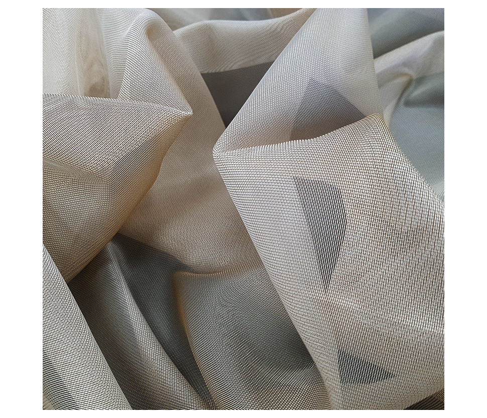 Day curtains