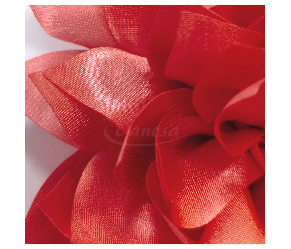 Decorative Flowers without a Clasp