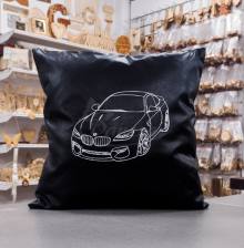 Išsiuvinėta Pagalvė "BMW"