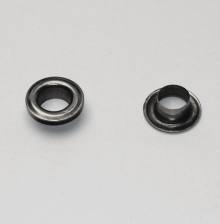 Metal hole fitting