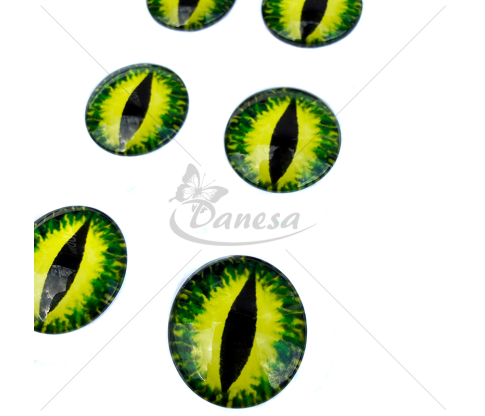 Decorative eyes with vertical pupil (cat/reptile style)