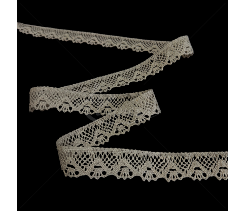 Linen lace