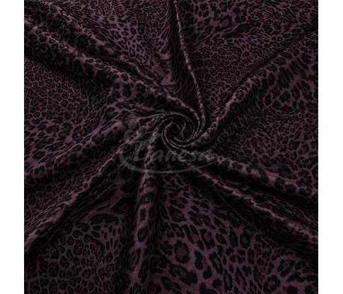Plonas ir švelnus viskozinis audinys su violetiniu leopardo raštu