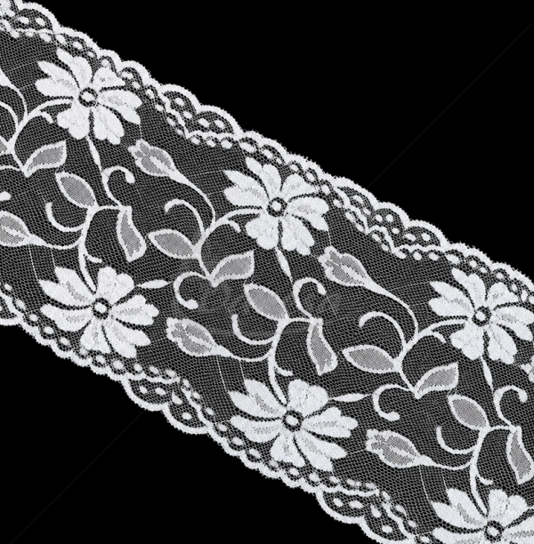 Platus Tamprus Sintetinis Tiulio Nėrinys su Gėlių Raštu, 153 mm