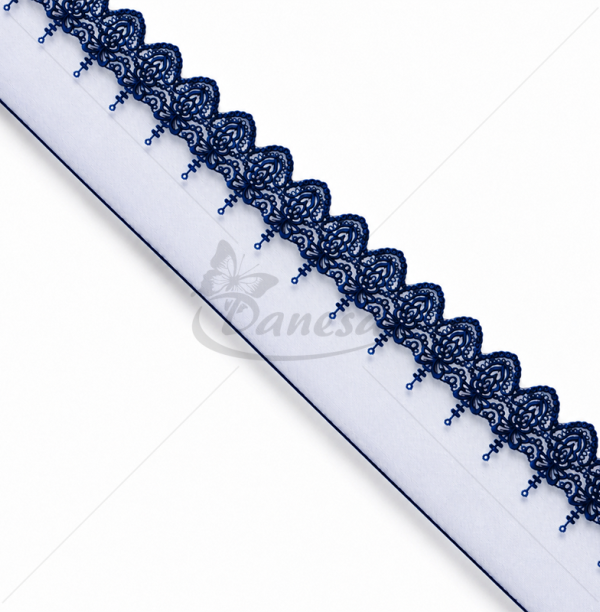Platus tiulio nėrinys su medvilniniu siuvinėtu ornamentiniu raštu, 22 cm