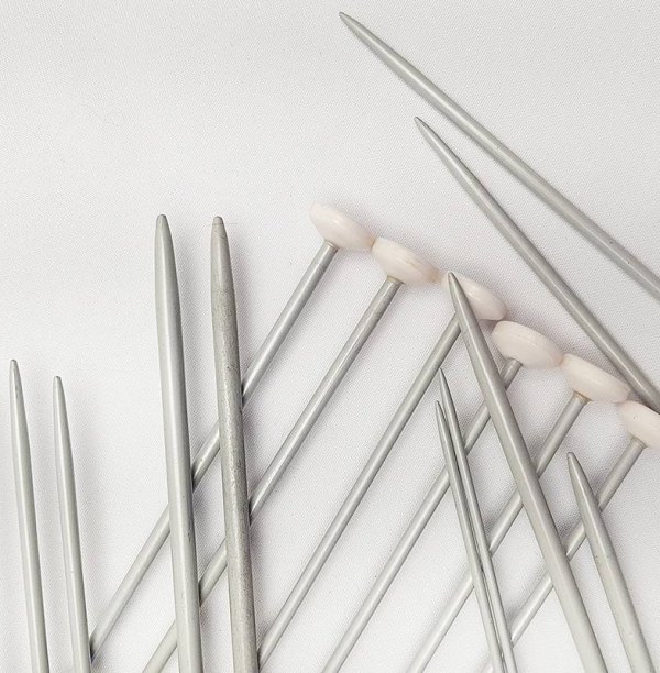Knitting needles