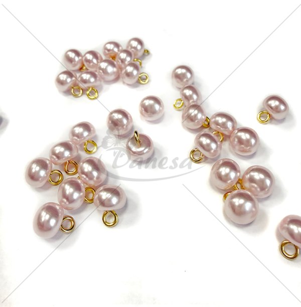 Multi-color pearl effect “pearl” shank buttons 16L