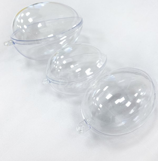 Plastic egg