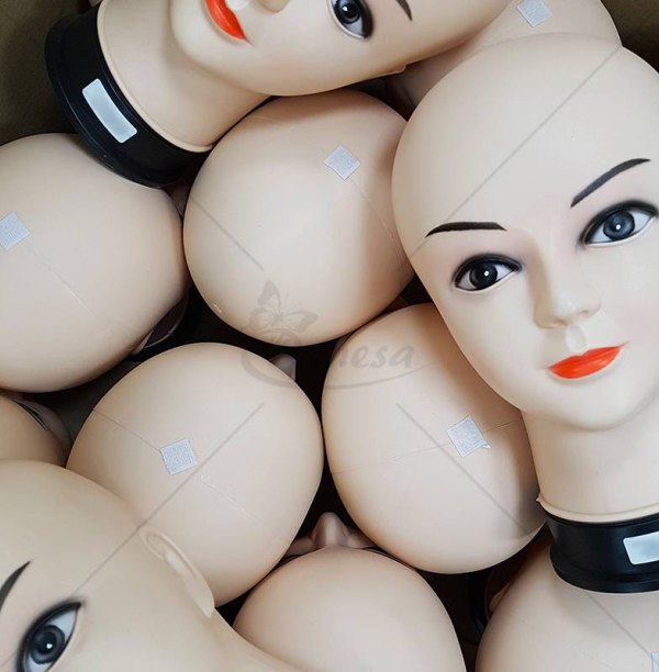 Mannequin heads
