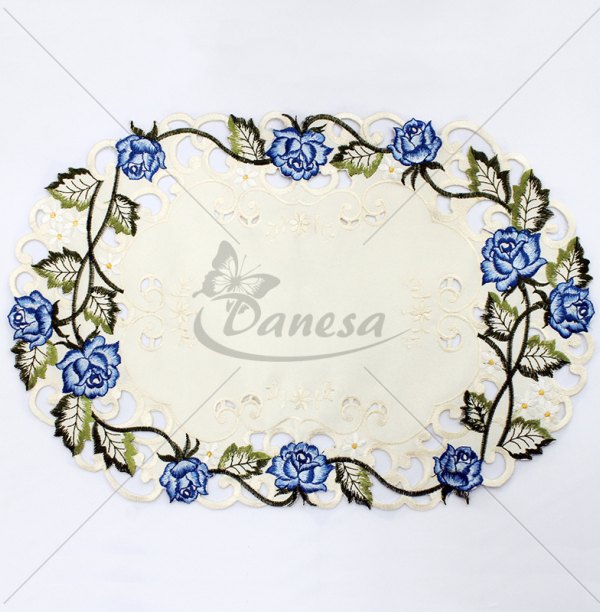 Decorative oval napkin
