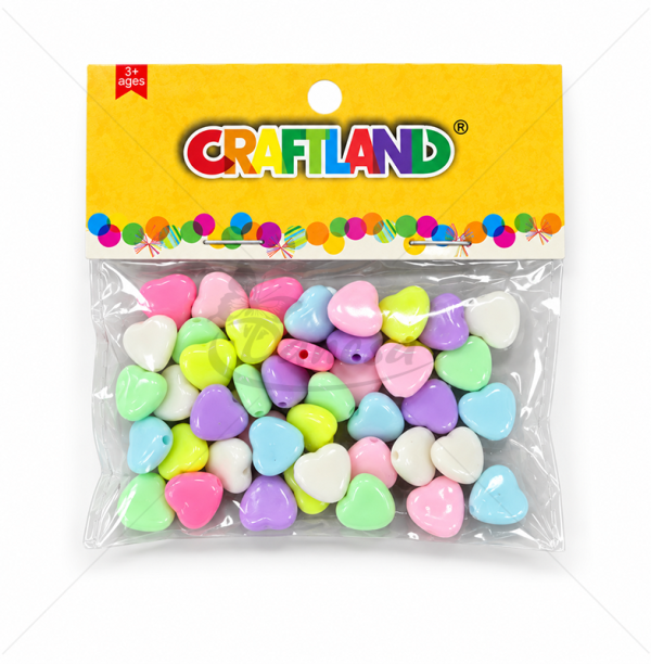 Plastikinės širdelės, įvairių spalvų, apie 50 vnt.