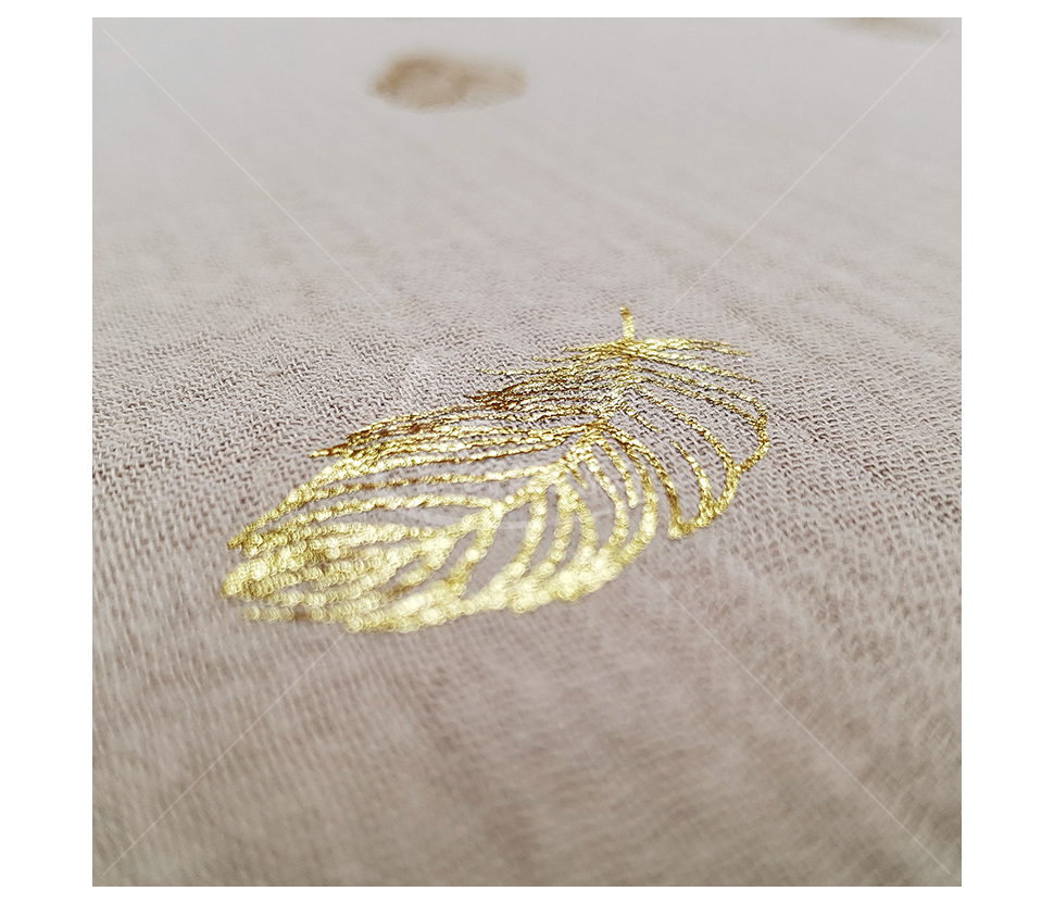 Muslin with pattern (Feathers)