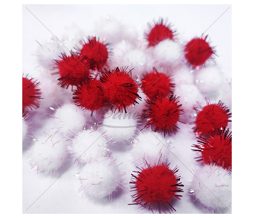 POM POM Balls