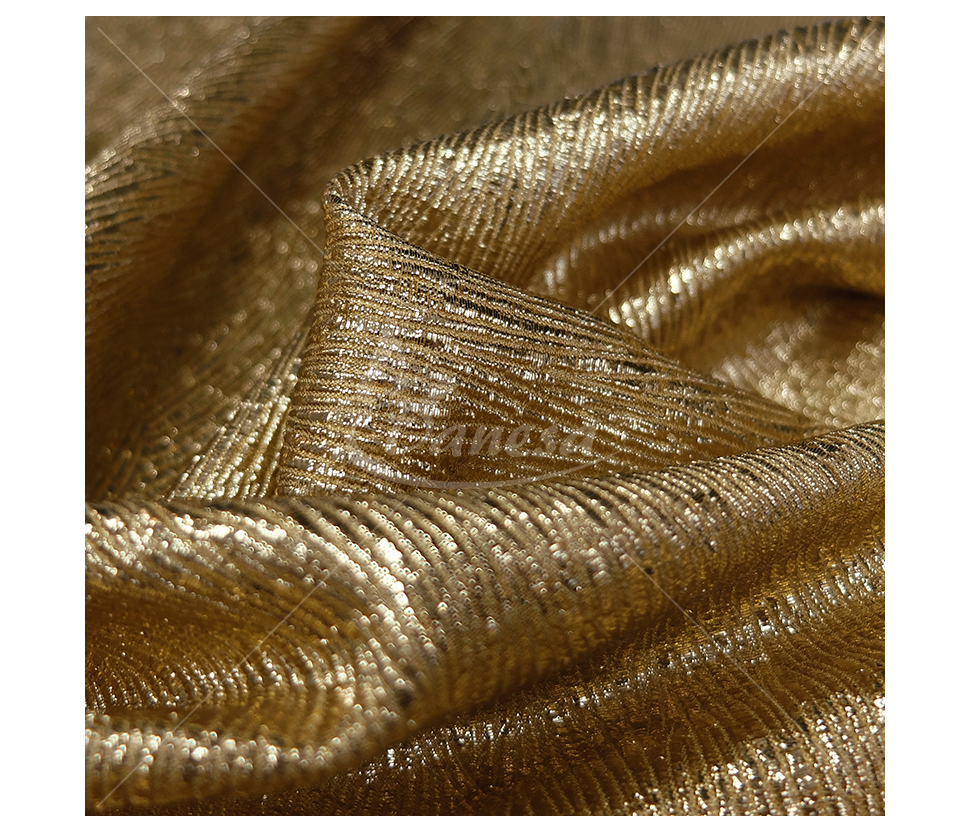 Natural silk with lurex thread