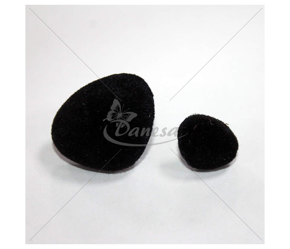 Screw-on toy noses