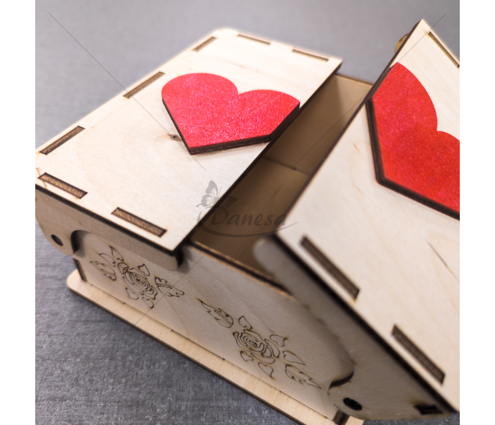 Wooden Box “Heart”