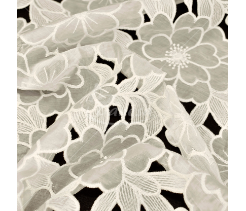 Guipure with cotton and lyocell