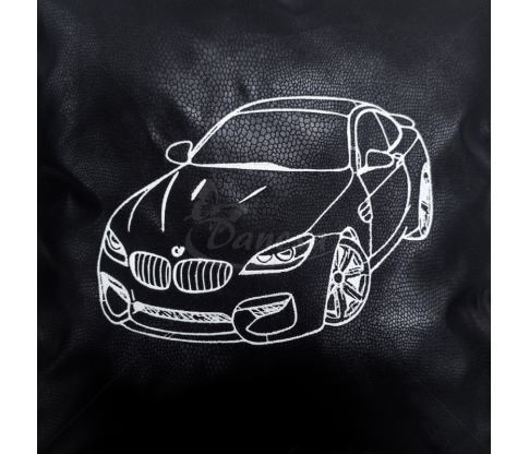 Išsiuvinėta Pagalvė "BMW"