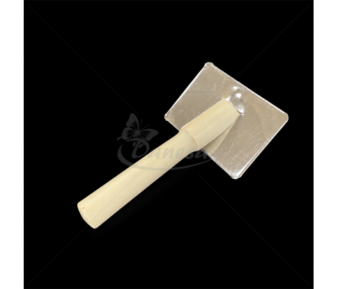 Macramé šukos siūlams iššukuoti – 5,5 cm.