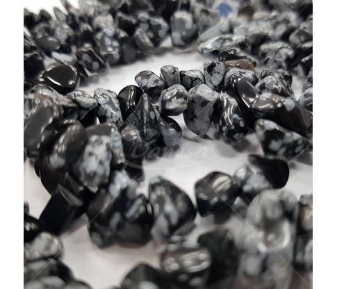 Akmens vėrinys OBSIDIANAS