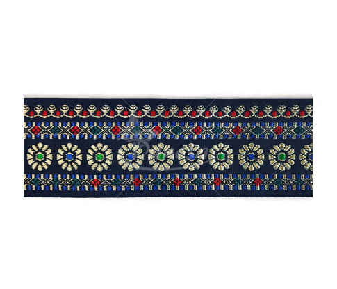 Woven decorative ribbon