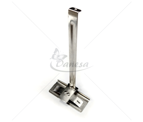 Metal clip