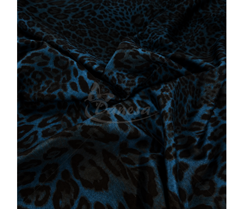 Plonas ir švelnus viskozinis audinys su tamsiai mėlynu leopardo raštu