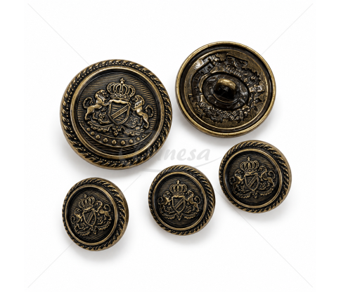 Matte metal button with crown and coat of arms motif, antique gold colour, 24L / 36L