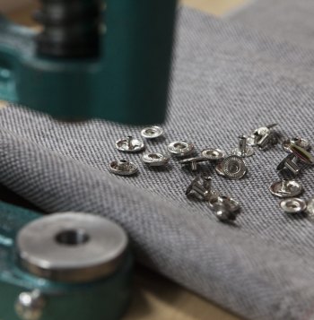 Eyelet / Snap Fastener / Rivet Setting